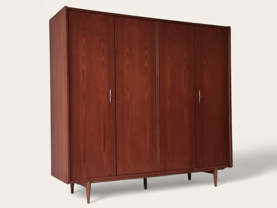 Mid Century kledingkast