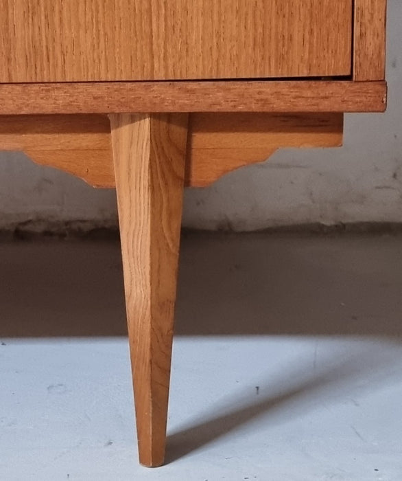 Mid Century kledingkast