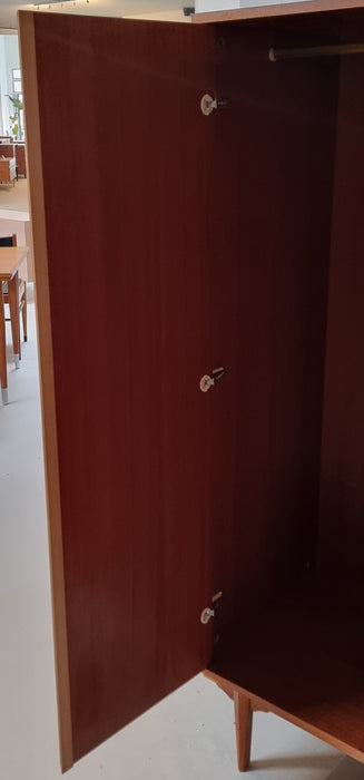 Mid Century kledingkast