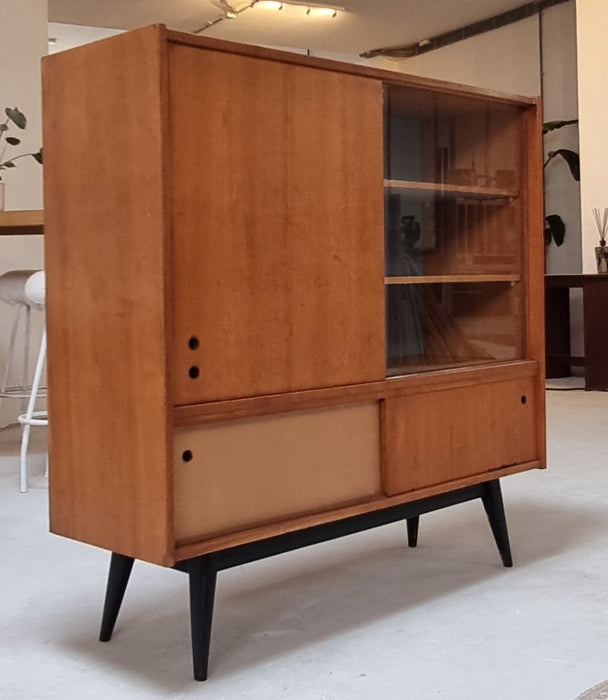 Mid Century vitrinekast