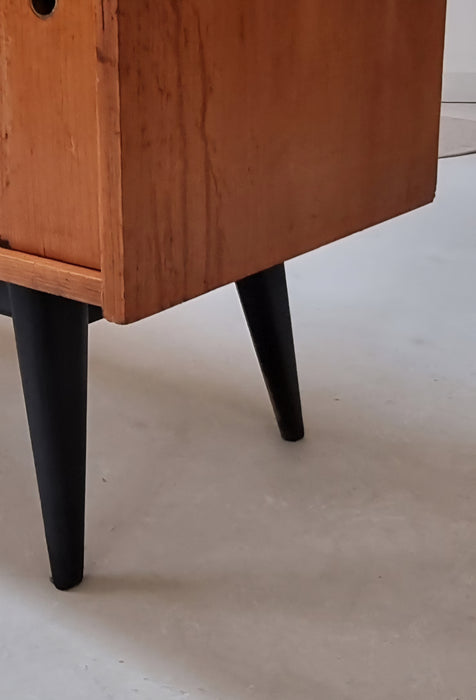 Mid Century vitrinekast