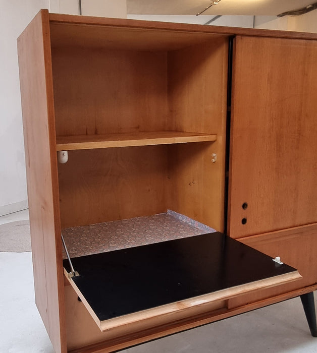 Mid Century vitrinekast