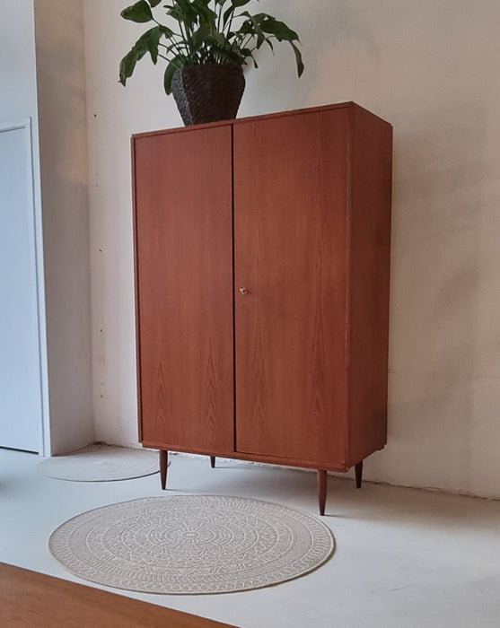 Mid Century kledingkast