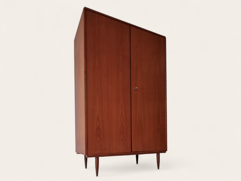 Mid Century kledingkast