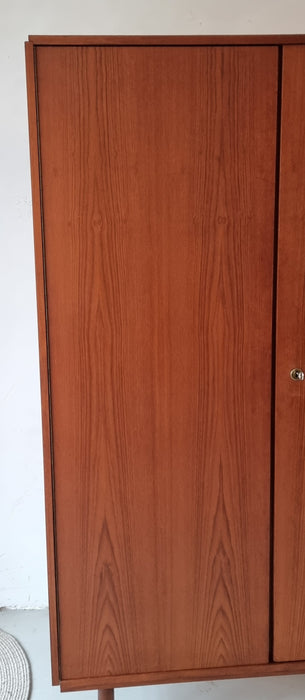 Mid Century kledingkast