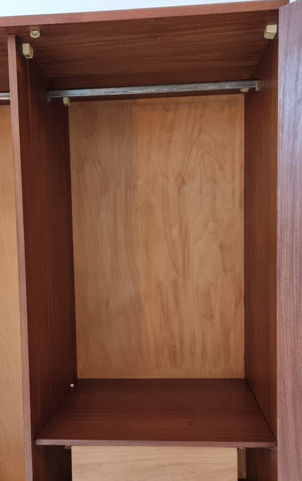 Mid Century kledingkast