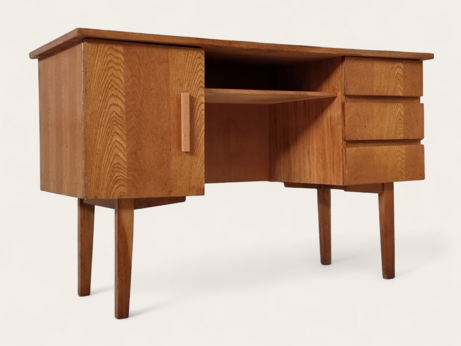 Mid Century bureau
