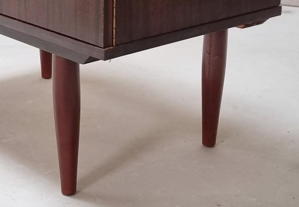 Mid Century kast
