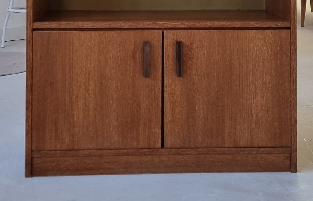 70's highboard