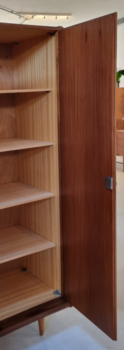 Mid Century kast