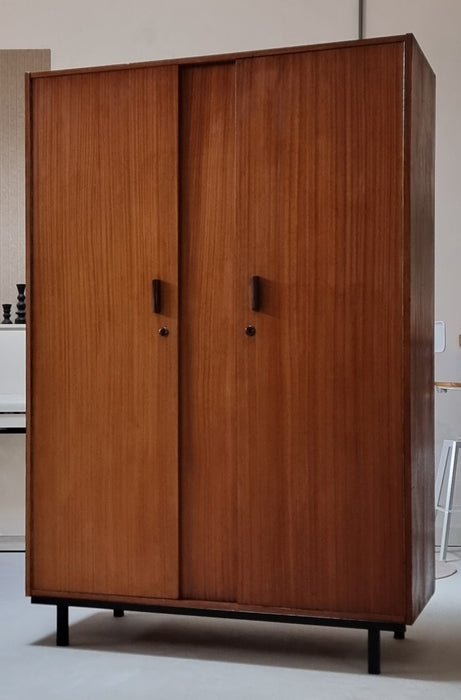 Mid Century kledingkast