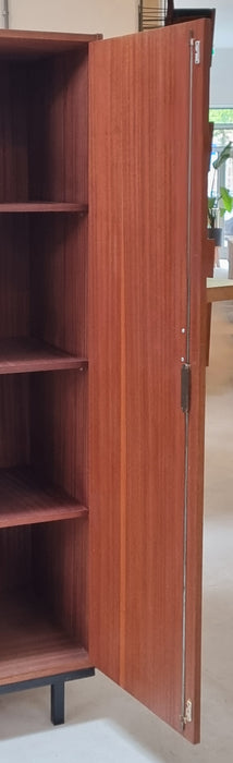Mid Century kledingkast