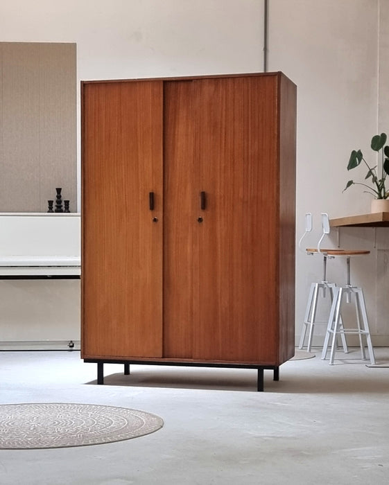 Mid Century kledingkast