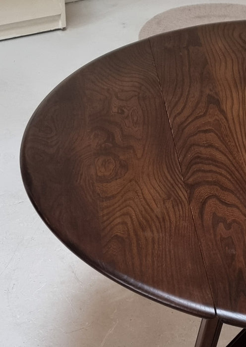 Mid Century eettafel