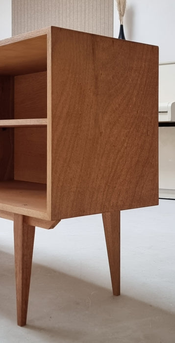 Sideboard Gundan