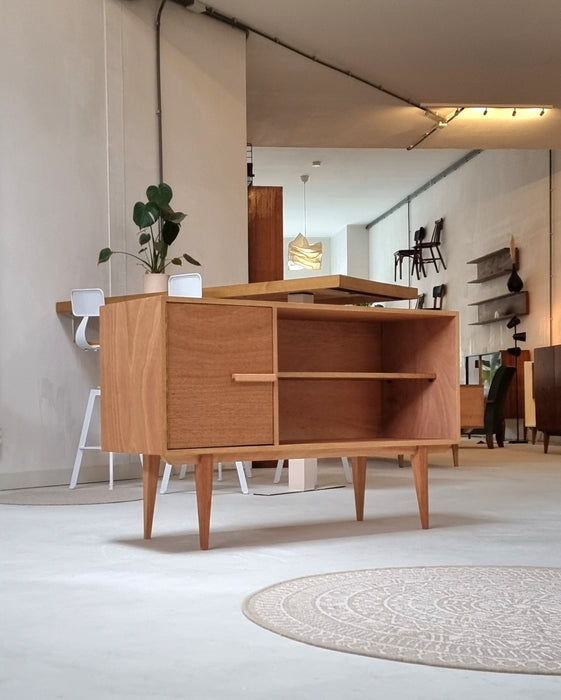 Sideboard Gundan
