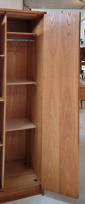 Mid Century kledingkast