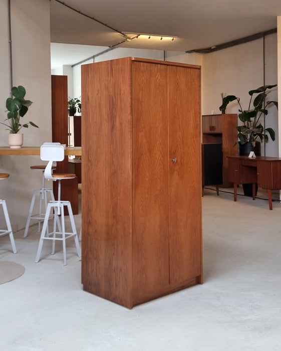 Mid Century kledingkast