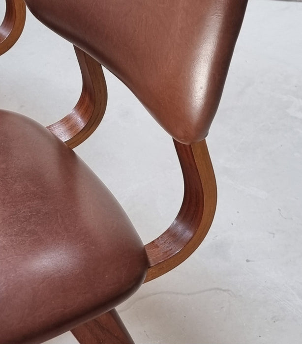Mid century stoelen