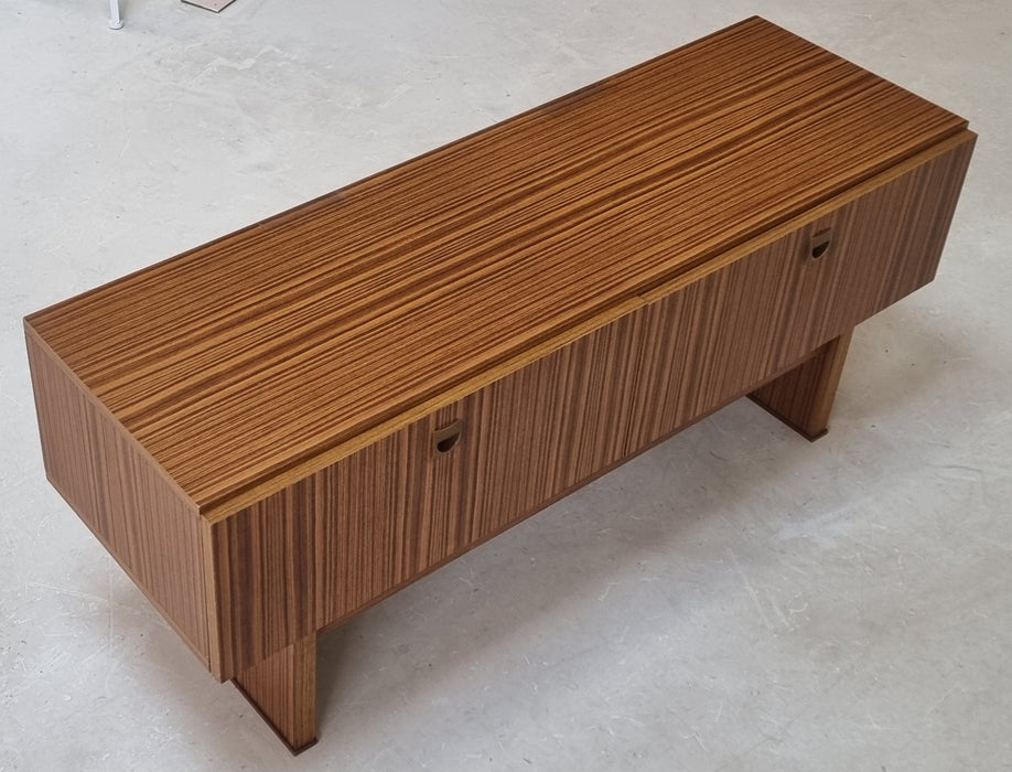 70's dressoir