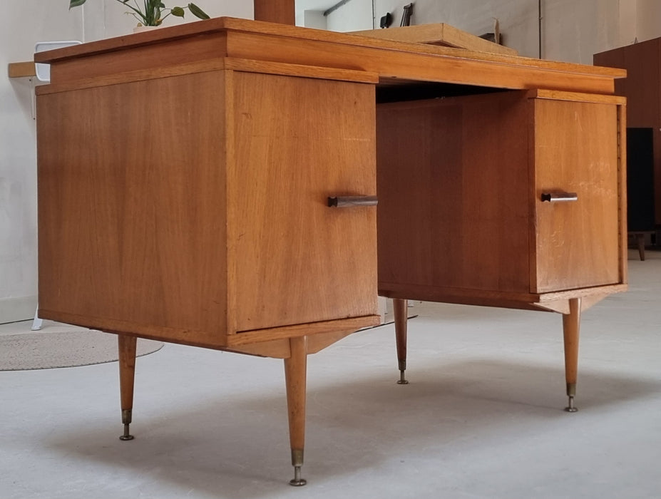 Mid Century bureau