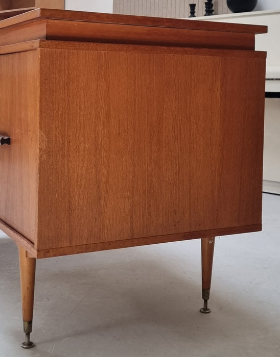 Mid Century bureau