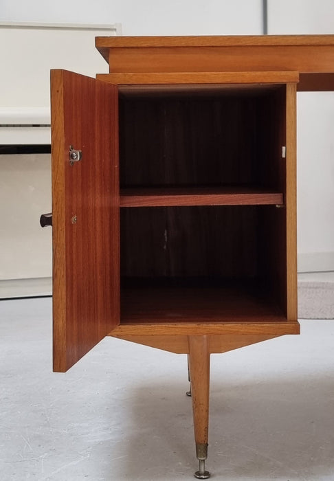 Mid Century bureau