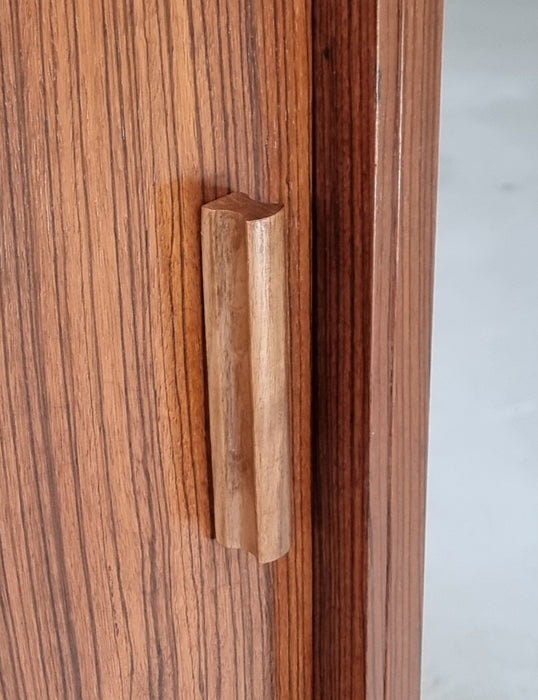 Mid Century kledingkast