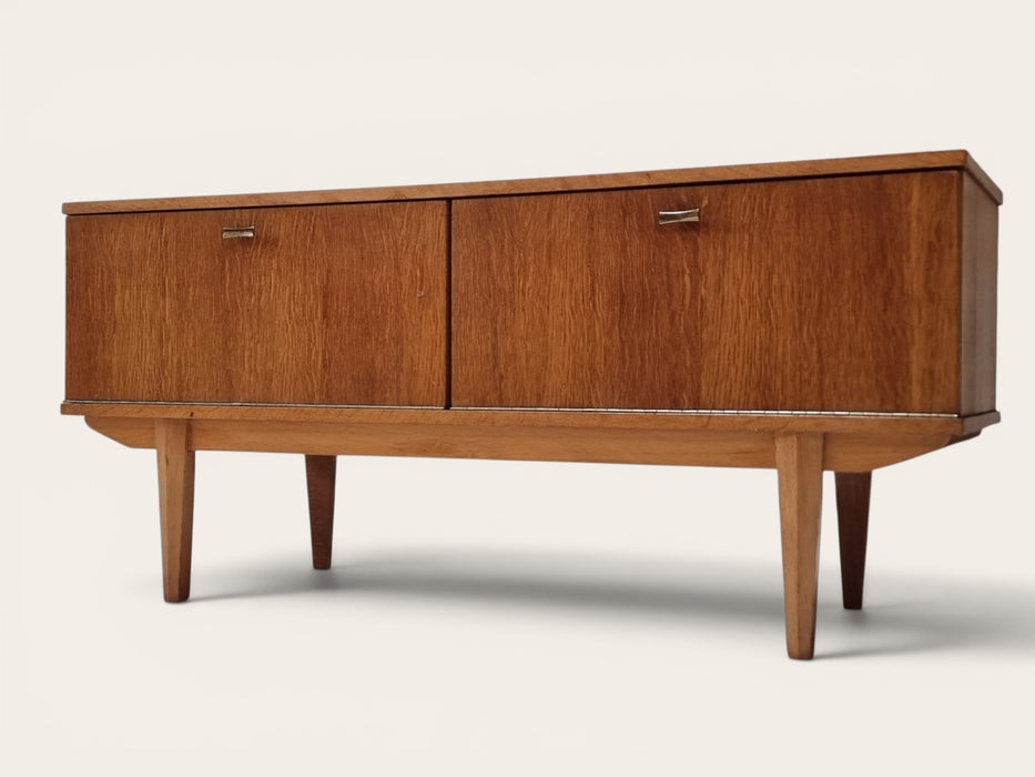 Mid Century dressoir