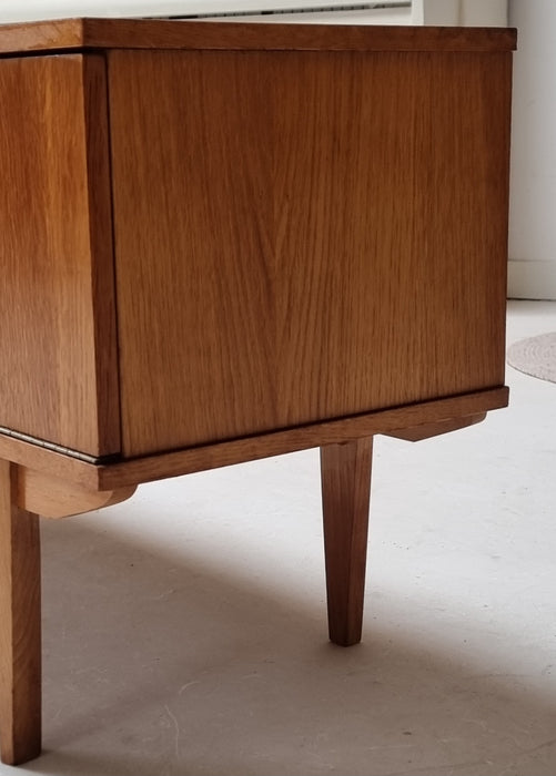 Mid Century dressoir