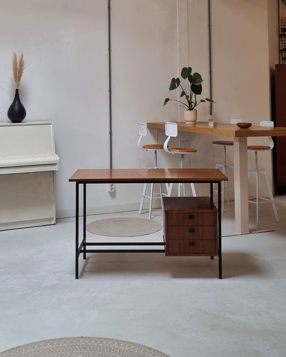 Mid Century bureau