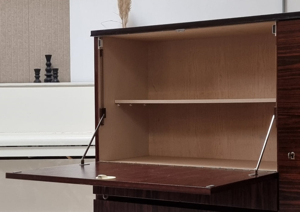 70's highboard