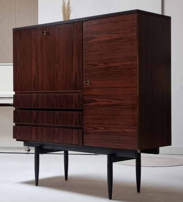 70's highboard