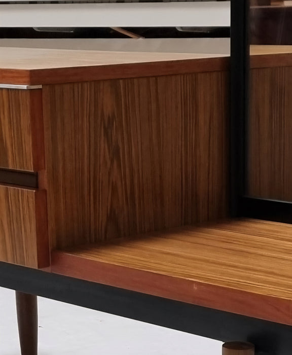 70's spiegeldressoir