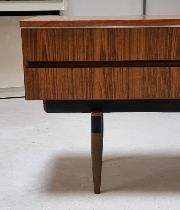 70's spiegeldressoir
