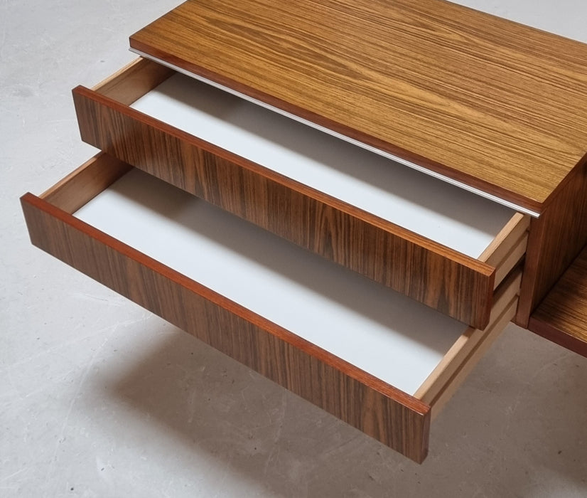 70's spiegeldressoir