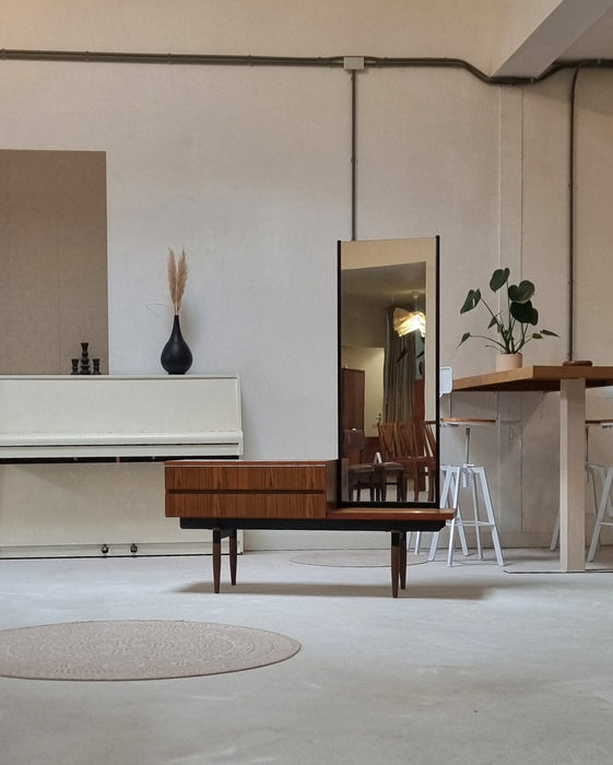 70's spiegeldressoir