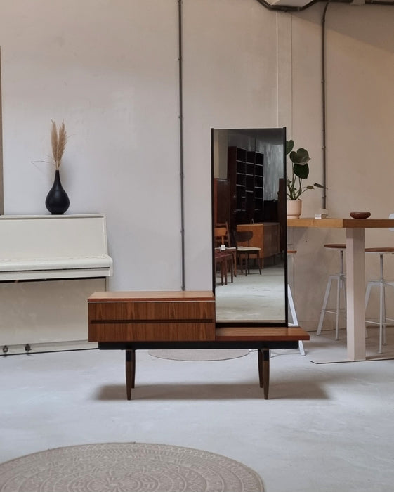 70's spiegeldressoir