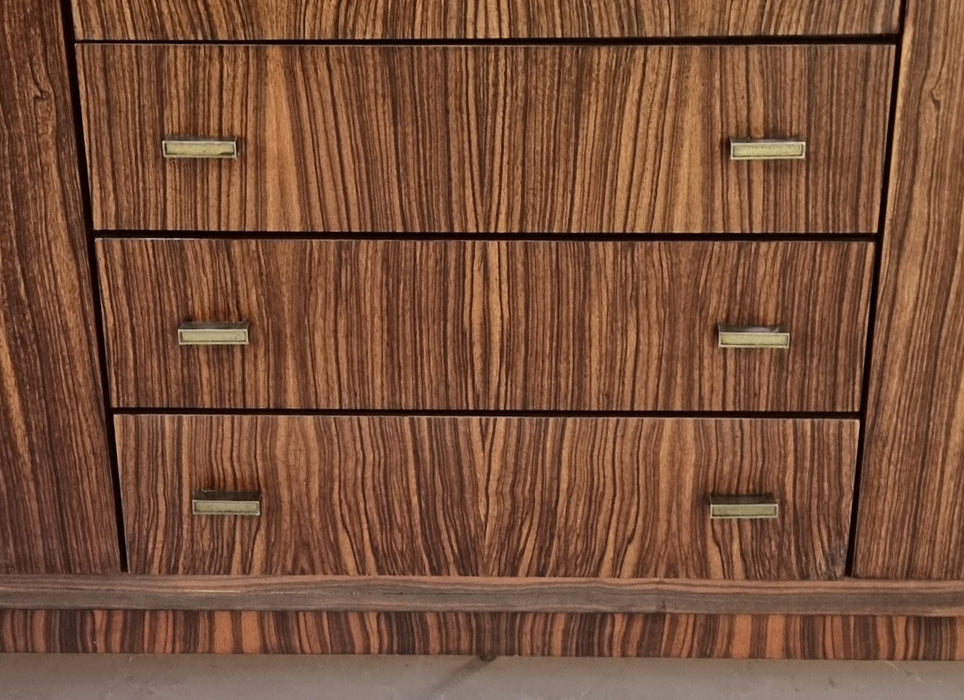 Mid Century kledingkast