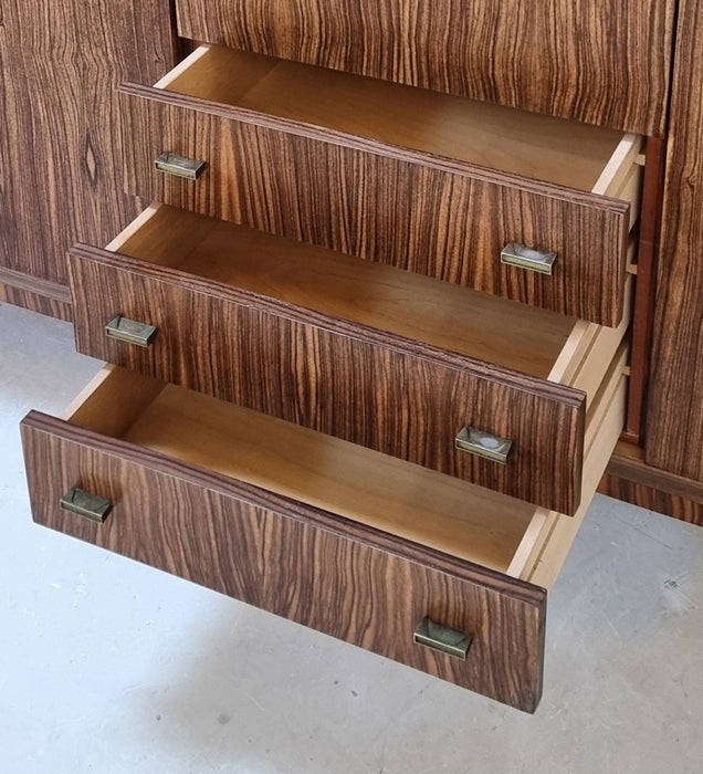Mid Century kledingkast