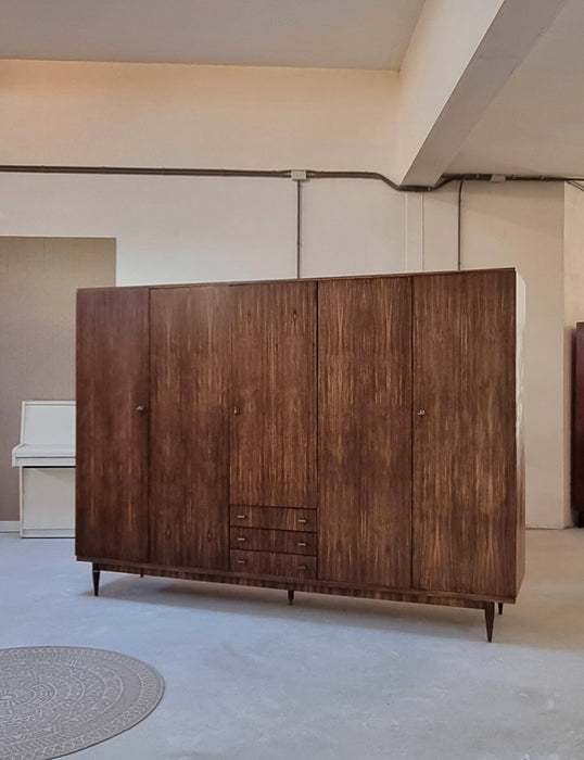 Mid Century kledingkast