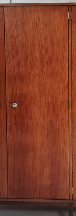 Mid Century kledingkast