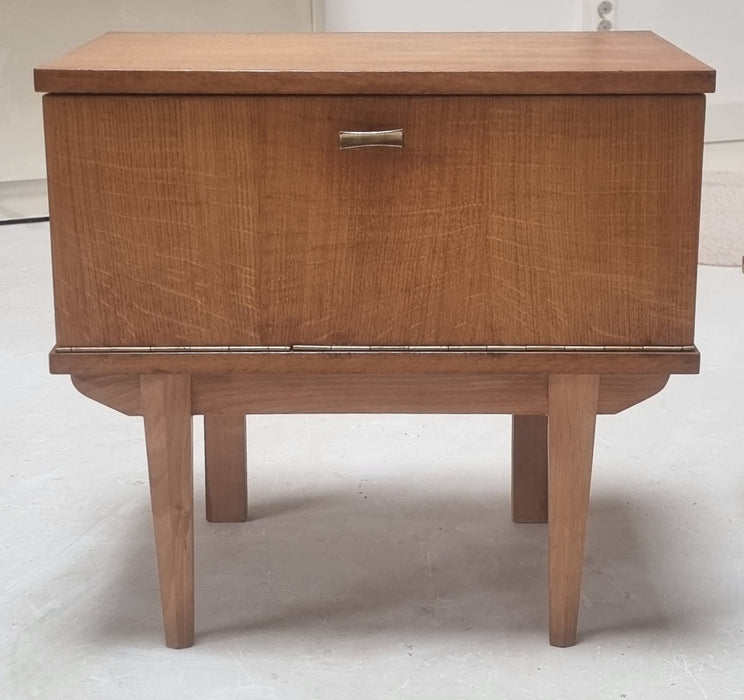 Mid Century nachtkasten