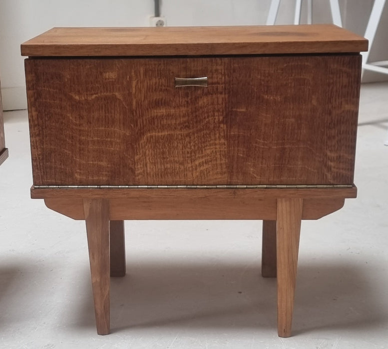 Mid Century nachtkasten