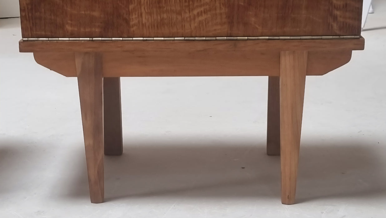 Mid Century nachtkasten