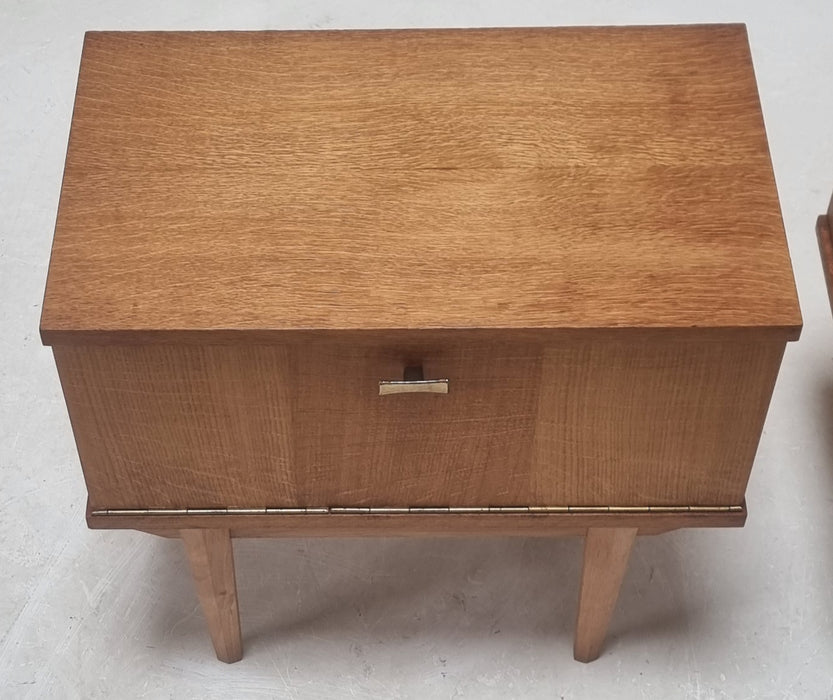 Mid Century nachtkasten