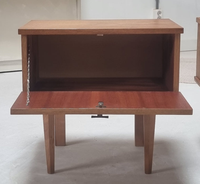 Mid Century nachtkasten
