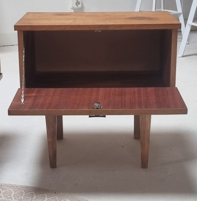 Mid Century nachtkasten