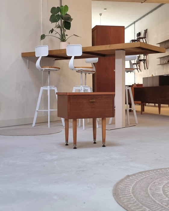 Mid Century kastje