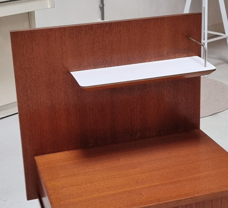 Mid Century kasten